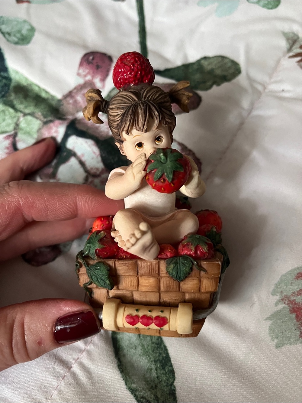 Little Kitchen Fairie Little Berry Ferry Strawberry As Is No Wings